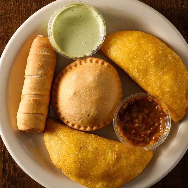 Rumba Snack Combo (4 Pieces).